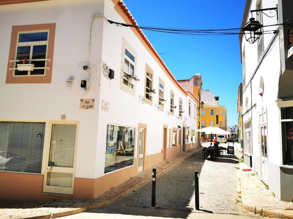 Vida A Portuguesa, Charming 